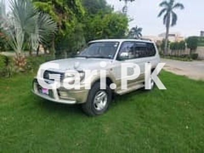 Toyota Prado 2000 for Sale in Lahore