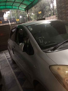 Toyota Vitz 1.0 RS 2010 for Sale in Lahore