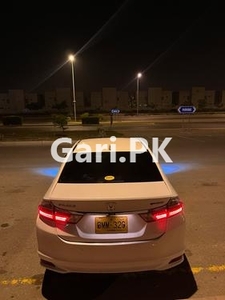 Honda Grace Hybrid DX 2015 for Sale in Karachi