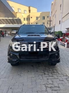 Toyota Hilux 2016 for Sale in Lahore