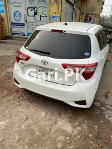 Toyota Vitz F M Package 1.0 2018 for Sale in Lahore