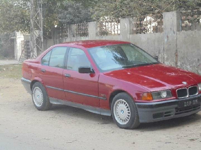 BMW 3 Series - 1.6L (1600 cc) Red