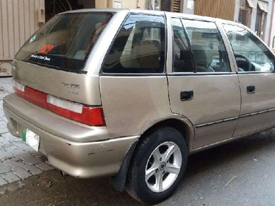 Suzuki Cultus - 1.0L (1000 cc) Gold