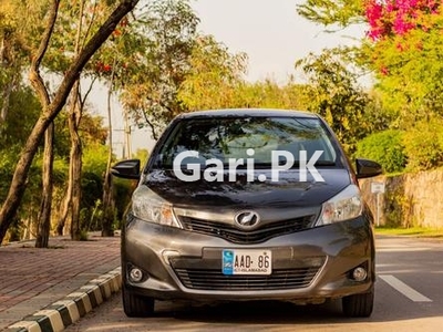 Toyota Vitz 2012 for Sale in Rawalpindi