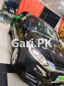 Honda Vezel 2017 for Sale in Lahore•