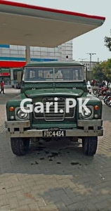 Land Rover Defender 1970 for Sale in Lahore•