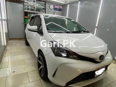 Toyota Vitz F Limited 1.0 2014 for Sale in Karachi