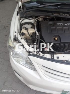 Toyota Corolla Altis SR Cruisetronic 1.6 2013 for Sale in Sheikhupura