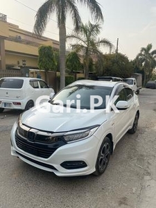 Honda Vezel Hybrid Z 2018 for Sale in Sialkot