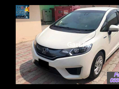 Honda Fit 1.5 Hybrid Base Grade 2013 for Sale in Karachi