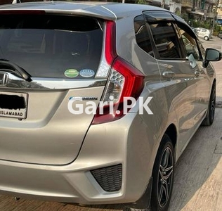 Honda Fit 1.5 Hybrid RS 2015 for Sale in Islamabad