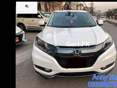 Honda Vezel Hybrid X L Package 2015 for Sale in Karachi