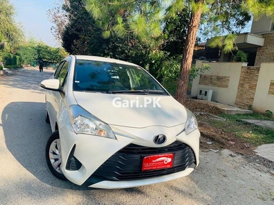 Toyota Vitz 2017 for Sale in Islamabad