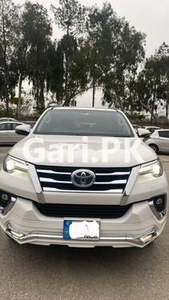 Toyota Fortuner 2.8 Sigma 4 2022 for Sale in Islamabad