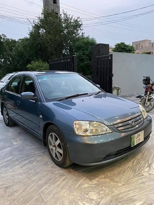 Honda Civic 2004 with sunroof fully optional for sale!