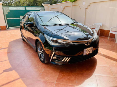 Toyota Corolla Altis Grande CVT-i 1.8 2017