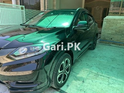 Honda Vezel Hybrid Z 2017 for Sale in Islamabad