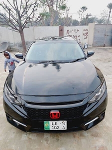 Honda Civic 2016 Model For Sale in Muzaffargarh.