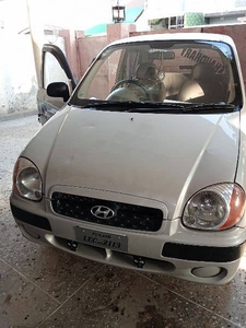 Hyundai Santro genuine condition Lahore number