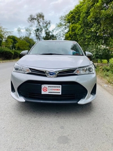 Toyota Corolla Fielder Hybrid 2018