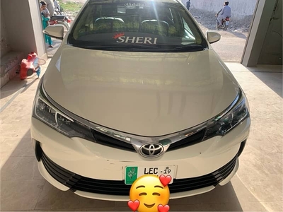 Toyota Corolla GLI 2019 just 28500 KM used fmily used car Total jenion
