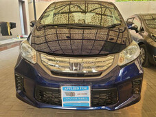 Honda Freed Hybrid 2012