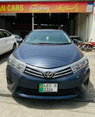 Toyota Corolla Altis Grande 1.8 2015