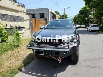 Toyota Hilux Revo V Automatic 2.8 2018 for Sale in Gujranwala