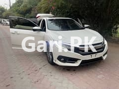 Honda Civic Oriel 2020 for Sale in Lahore