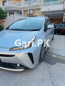 Toyota Prius S 2020 for Sale in Islamabad