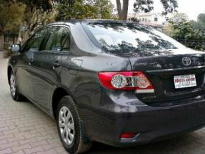 Toyota Corolla GLi - 1.6L (1600 cc) Black