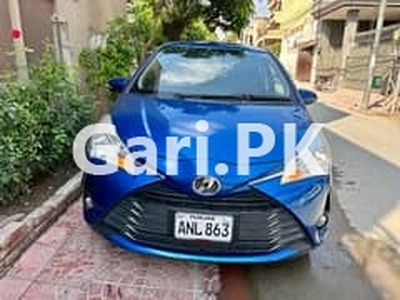 Toyota Vitz 2023 for Sale in DHA Defence