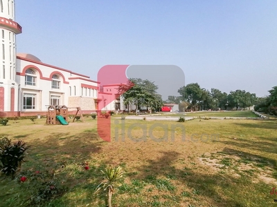 10 Marla Plot for Sale in Izmir Town, Lahore