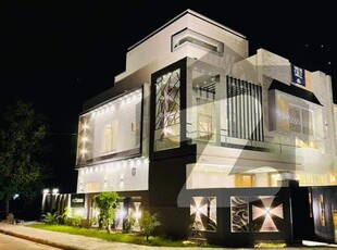 1 Kanal Luxury House For Rent In DHA Phase 5 Block-D Lahore. DHA Phase 5 Block D
