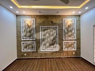 10 MARLA BRAND NEW LUXURY UPPER PORTION LOWER LOCK FOR RENT IN TAKBEER BLOCK BAHRIA TOWN LAHORE Bahria Town Takbeer Block