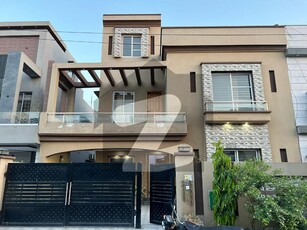 10 Marla Fully Furnished HOUSE For Rent In Iris Block Bahria Town Lahore Bahria Town Iris Block