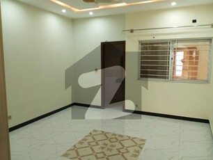 10 Marla Upper Portion Available For Rent, 3 Bed Room With Attached Bath, Drawing Dinning, Kitchen, T.V Lounge, Servant Quarter On Top With Attached Bath Bahria Town Phase 8 Block D