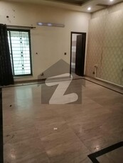 10 MARLA UPPER PORTION AVAILABLE FOR RENT IN GULSHAN E LHR Gulshan-e-Lahore