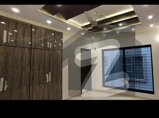 10 Marla Upper Portion Available For Rent In Talha Block Bahria Town Lahore Bahria Town Talha Block