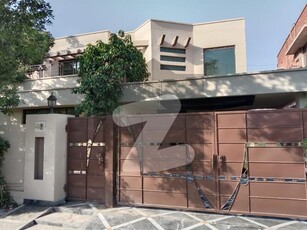 1Kanal Beautiful House Available For Sale DHA Phase 4 DHA Phase 4