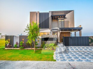 20-Marla Near DHA Raya Fairways & Mc Donalds Huge Park Top Notch Dream Villa For Sale In DHA DHA Phase 7