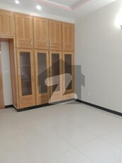 G13. 7 MARLA 30X60 BRAND NEW LUXURY HOUSE UPAR POTION FOR RENT PRIME LOCATION G13.G14 ISB G-13