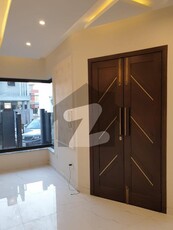 Ideally Located And Surrounded By Beautiful Houses 5 Marla House For Rent DHA 11 Rahbar Phase 2 Block F