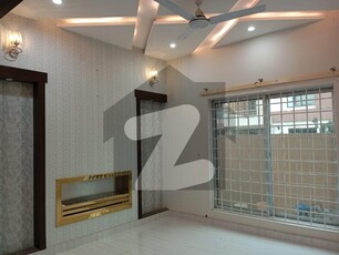 Like New 5 Marla House Available For Sale In Sector D Bahria Town Lahore Bahria Town Sector D
