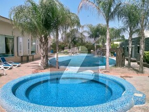 SWIMMING POOL AVALIBAIL FOR RENT IN DHA PHASE 5 ON DAILY BASIS DHA Phase 5