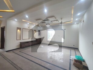 Upper Portion For Rent In G15 Size 1 Kanal Separate Gate Entrance Water Gas Electricity All Facilities Near To Markaz Best Location Five Options Available G-15