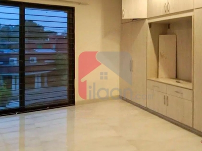 16 Marla House for Rent in Gulberg, Lahore