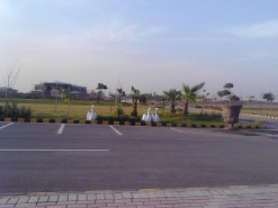 Commercial in ISLAMABAD Gulberg Available for Sale