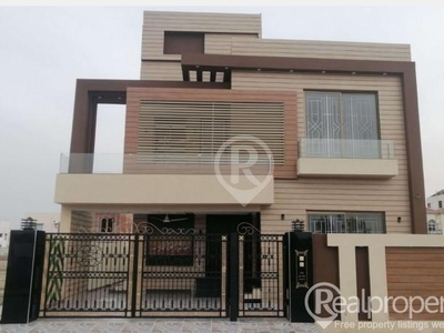House for sale in Bahria Town Lahore