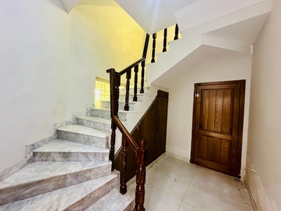10 Marla house for rent In Bahria Town Phase 8, Rawalpindi